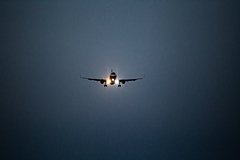 Летевший в Сочи самолет совершил вынужденную посадку в Челябинске